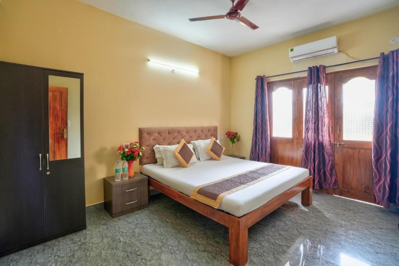 Golden Studio Apartment Goa Calangute Exterior photo